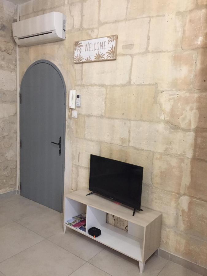 Studio Climatise, La Cloison Arles Exterior photo